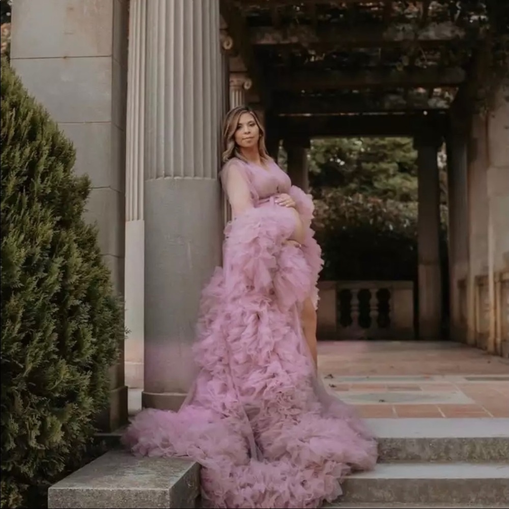 ❌SOLD❌ Photoshoot Maternity Gown